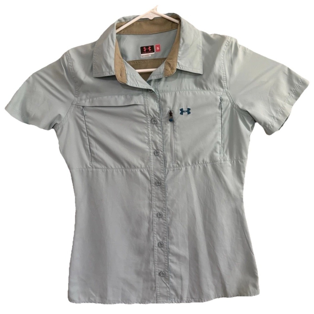 Women's Under Armour Loose Blue Button Down Short Sleeve Active Shirt Size Small